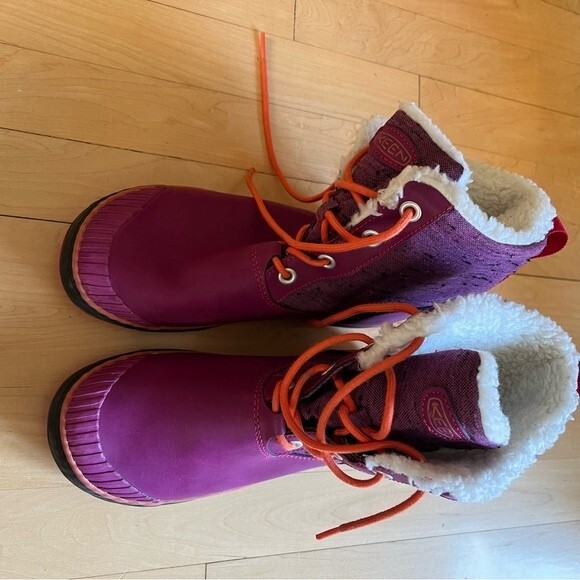 Keen Elsa Waterproof Boots in Purple 6 - Picture 2 of 13
